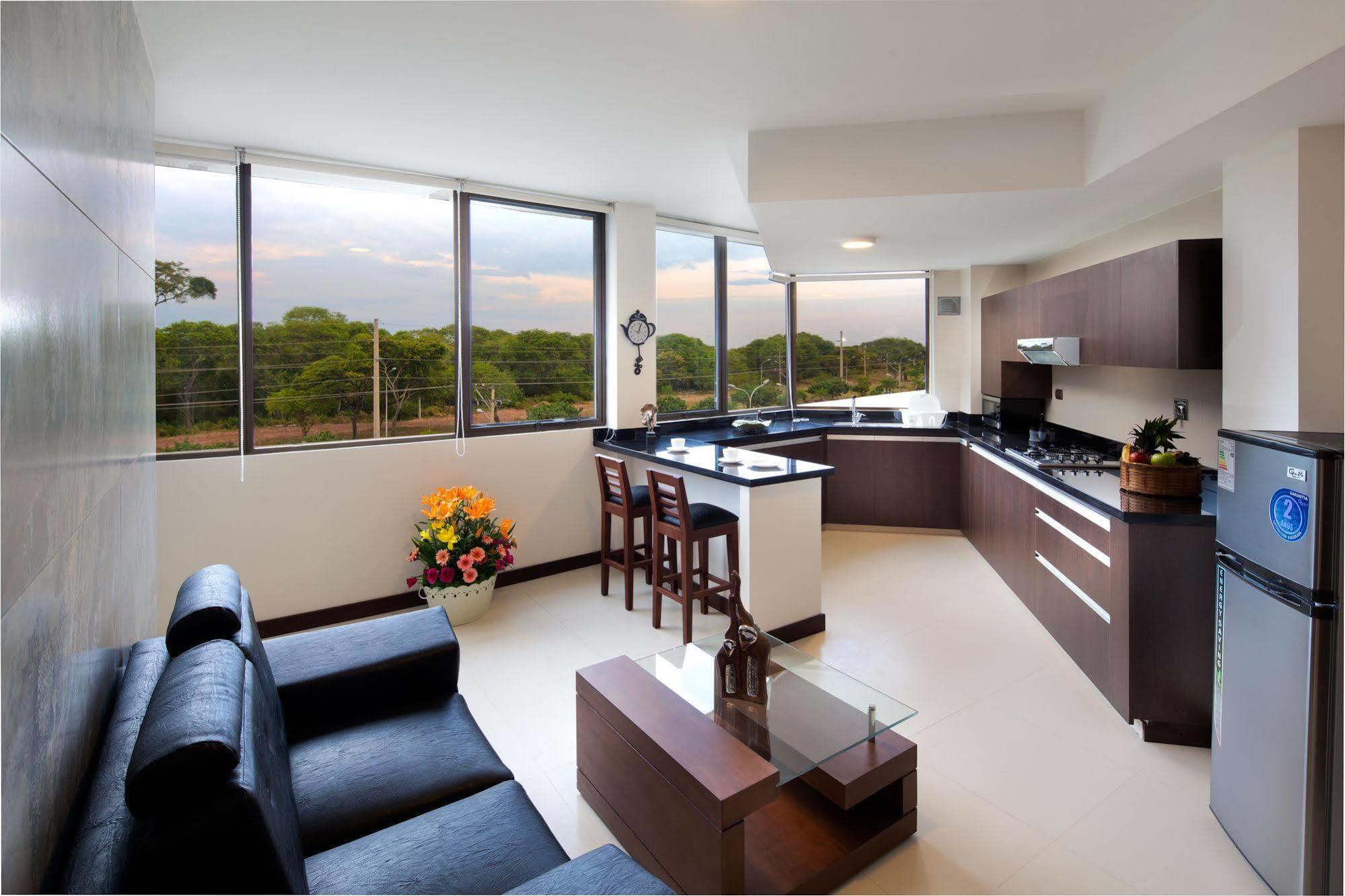 Mai Suites Apart Hotel Санта Крус де ла Сиера Екстериор снимка