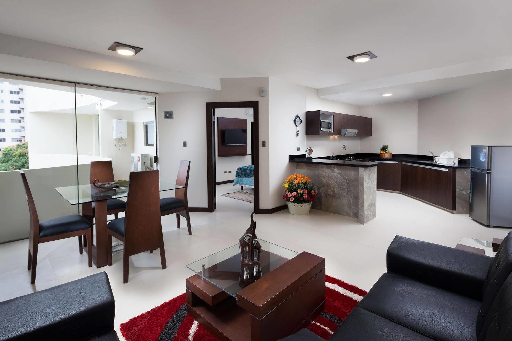 Mai Suites Apart Hotel Санта Крус де ла Сиера Екстериор снимка